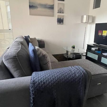 Proche Mer Et Centre Appart 2 Pieces Wifi&Clim Sainte-Maxime Luaran gambar