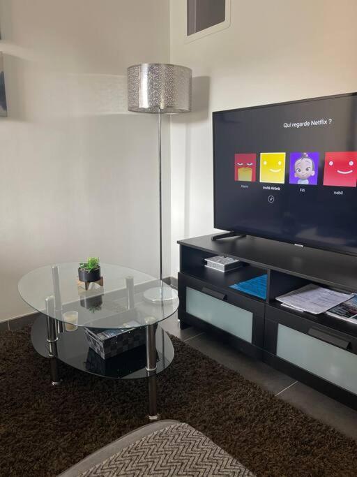 Proche Mer Et Centre Appart 2 Pieces Wifi&Clim Sainte-Maxime Luaran gambar