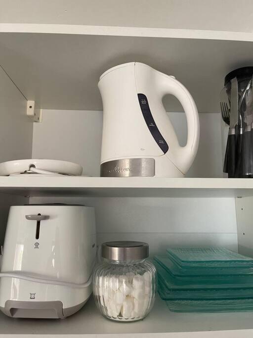 Proche Mer Et Centre Appart 2 Pieces Wifi&Clim Sainte-Maxime Luaran gambar